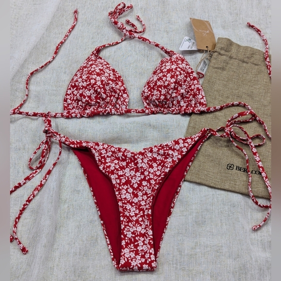BNWT / Berlook / Small / Medium / Red Reversible Floral Halter Bikini - Picture 1 of 3